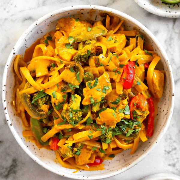 Curry Noodles with Chicken Veggies